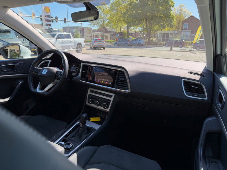 Vehicle Image 40