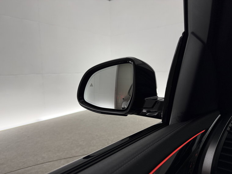 Vehicle Image 37