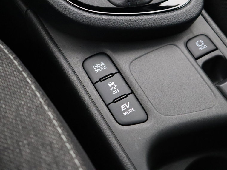 Vehicle Image 24