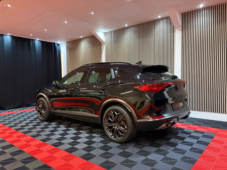 Vehicle Image 15
