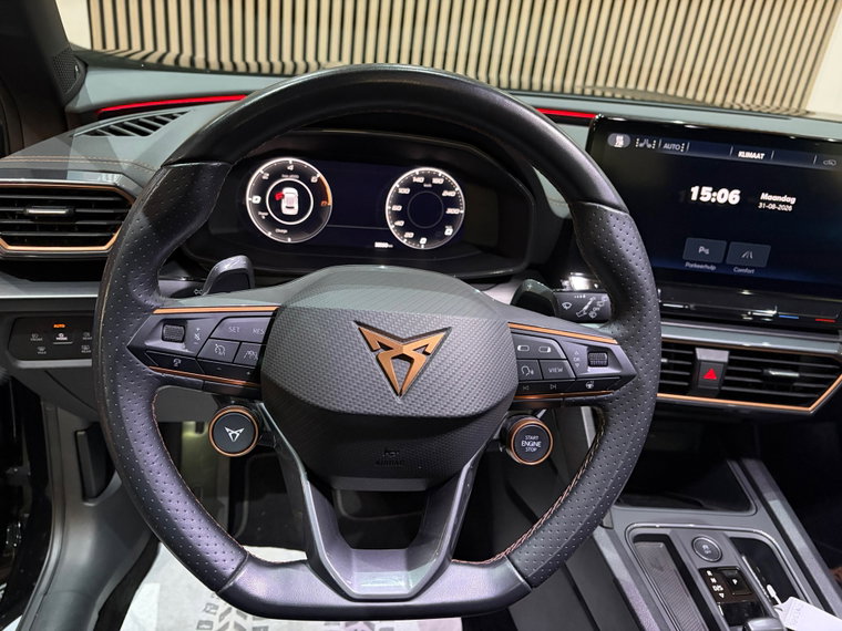Vehicle Image 24