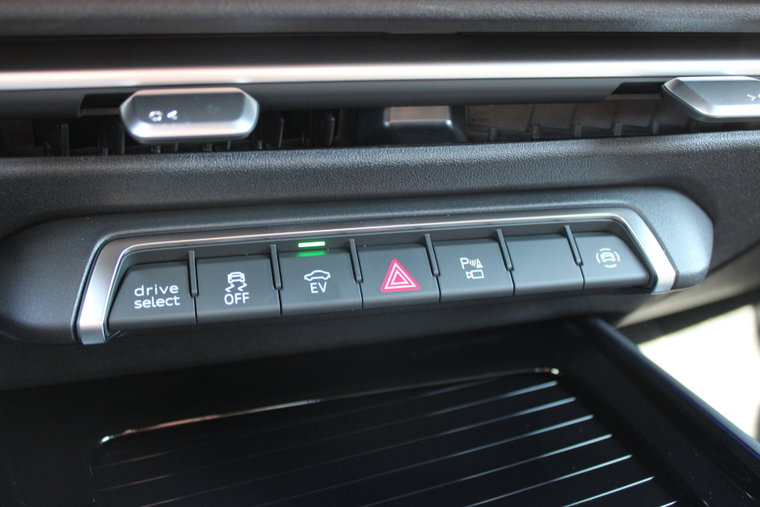 Vehicle Image 45
