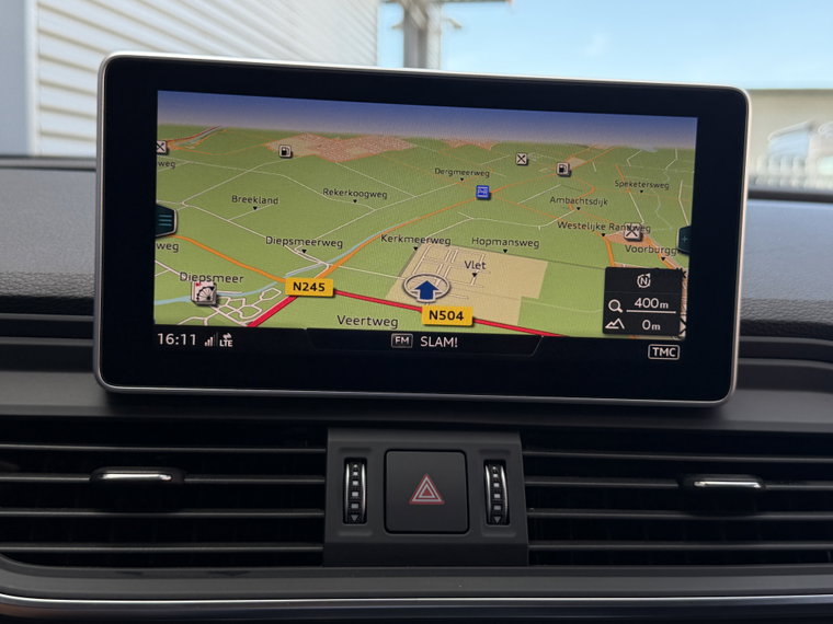Vehicle Image 16