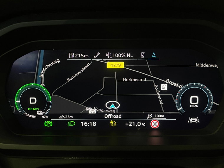 Vehicle Image 21