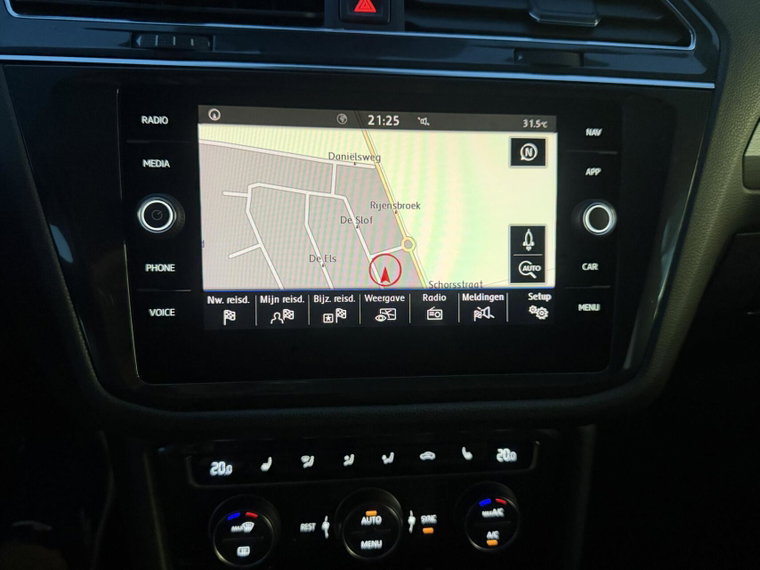 Vehicle Image 36