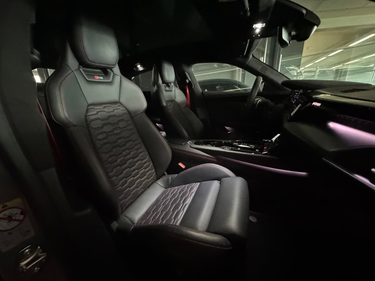Vehicle Image 48