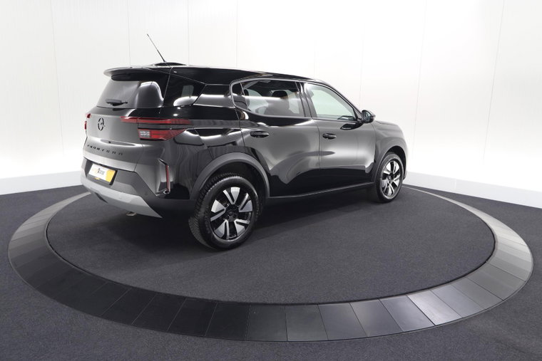 Vehicle Image 13