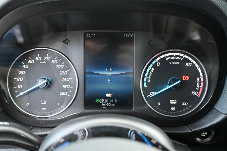 Vehicle Image 15
