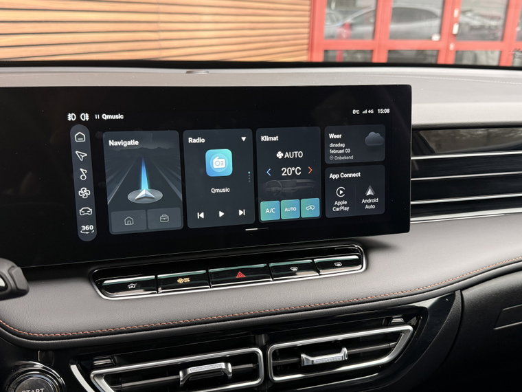 Vehicle Image 35