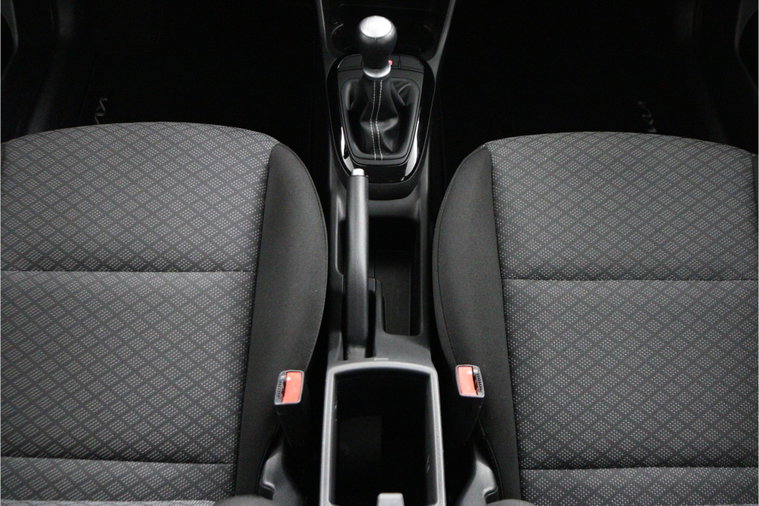 Vehicle Image 60