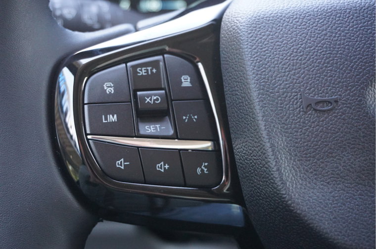 Vehicle Image 22