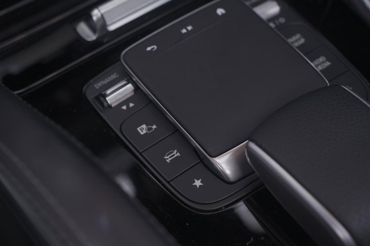 Vehicle Image 36