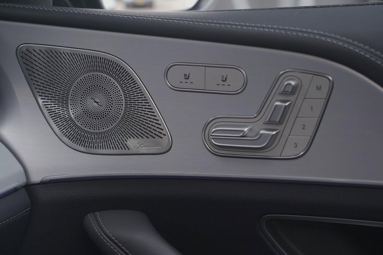 Vehicle Image 42