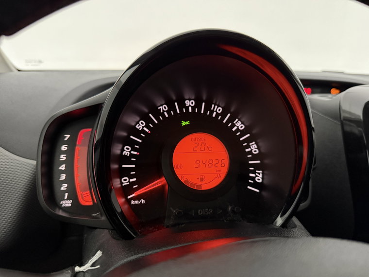 Vehicle Image 19