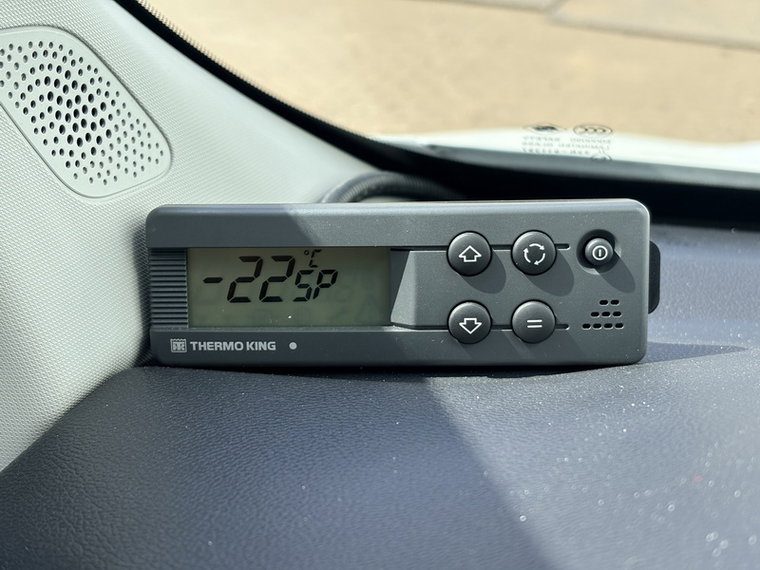 Vehicle Image 32