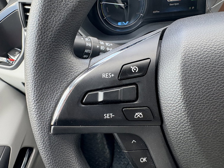 Vehicle Image 35