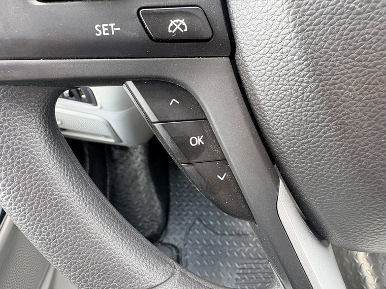 Vehicle Image 39