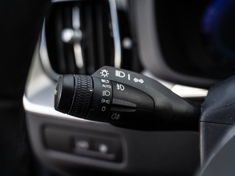 Vehicle Image 40