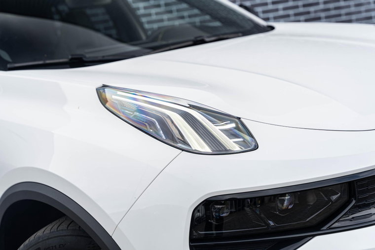 Vehicle Image 13