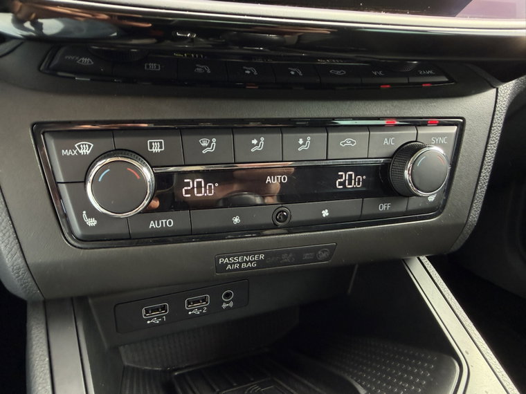 Vehicle Image 45