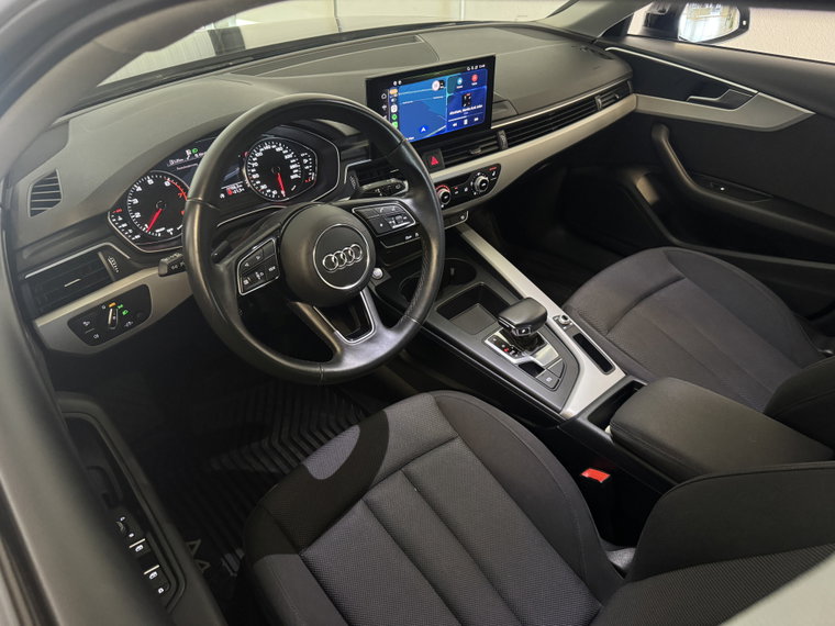 Vehicle Image 16
