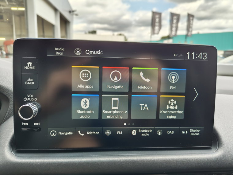 Vehicle Image 14