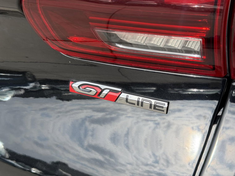 Vehicle Image 33