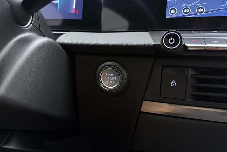Vehicle Image 40