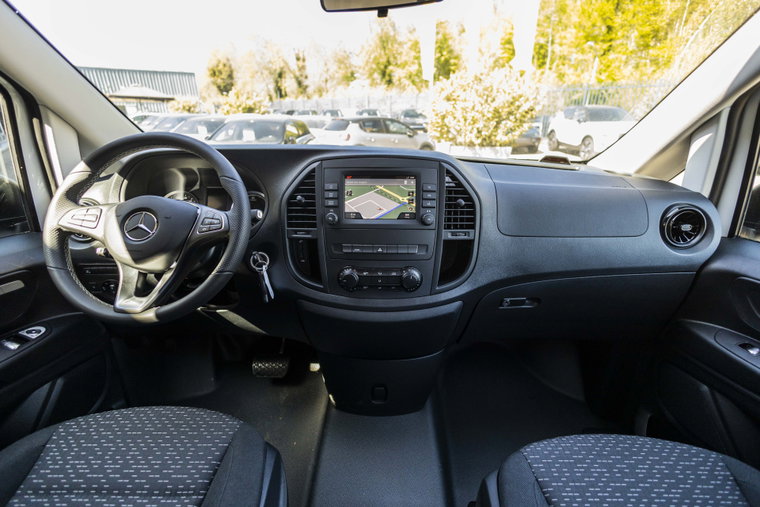 Vehicle Image 18