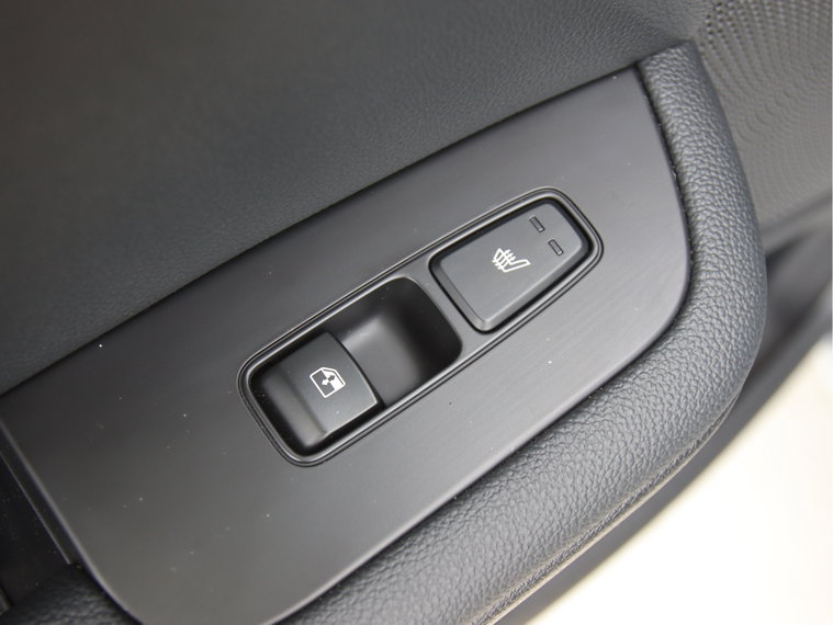 Vehicle Image 39