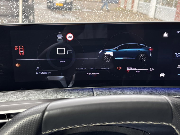 Vehicle Image 37