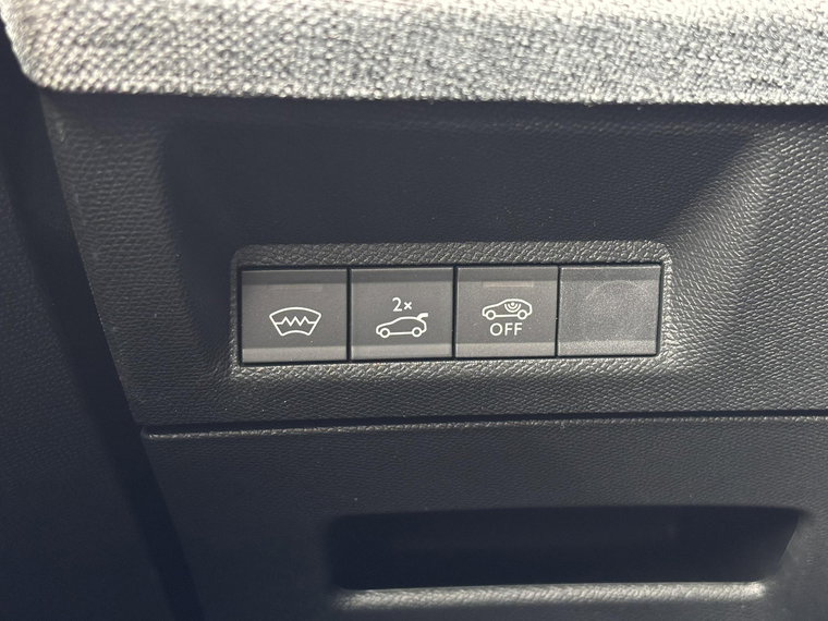 Vehicle Image 39