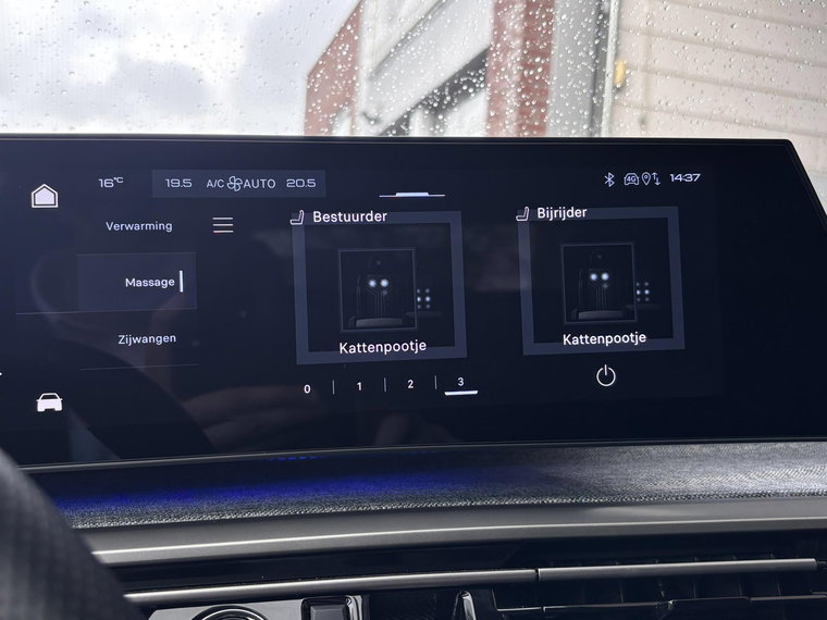 Vehicle Image 52