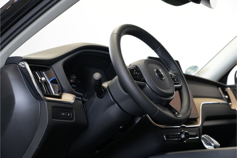 Vehicle Image 45