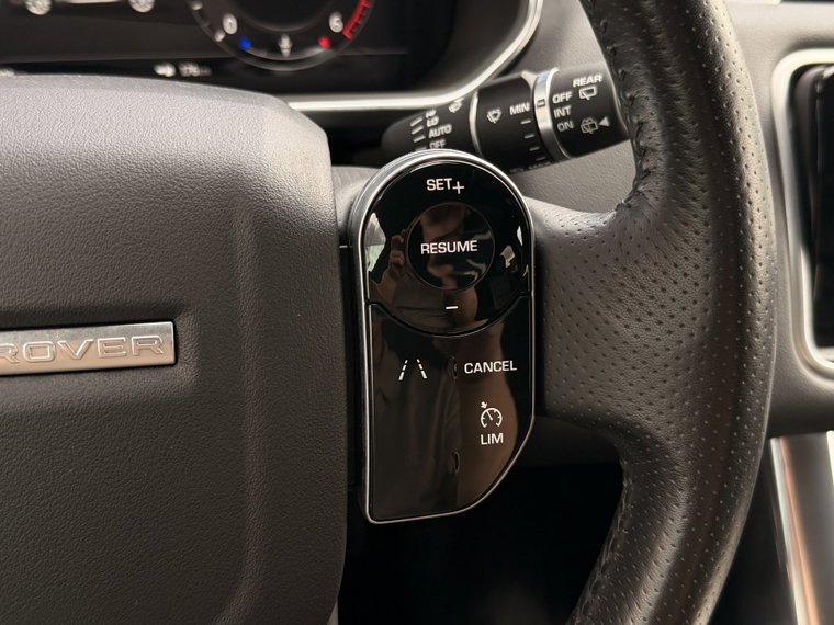 Vehicle Image 26