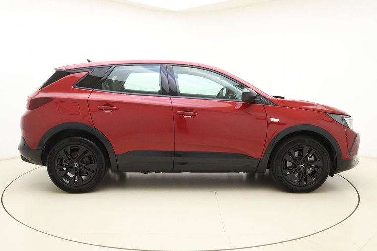 Vehicle Image 9