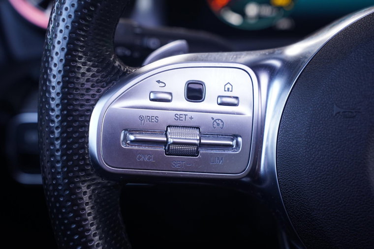 Vehicle Image 26