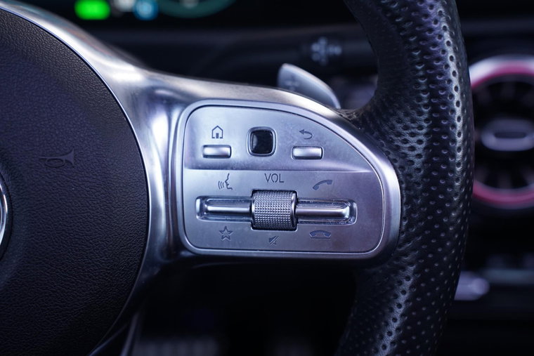 Vehicle Image 35