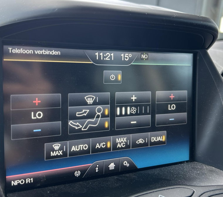Vehicle Image 17