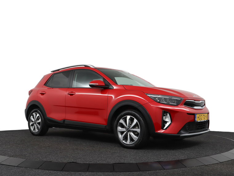 Vehicle Image 11