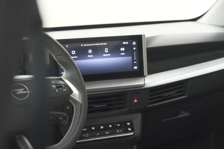 Vehicle Image 50
