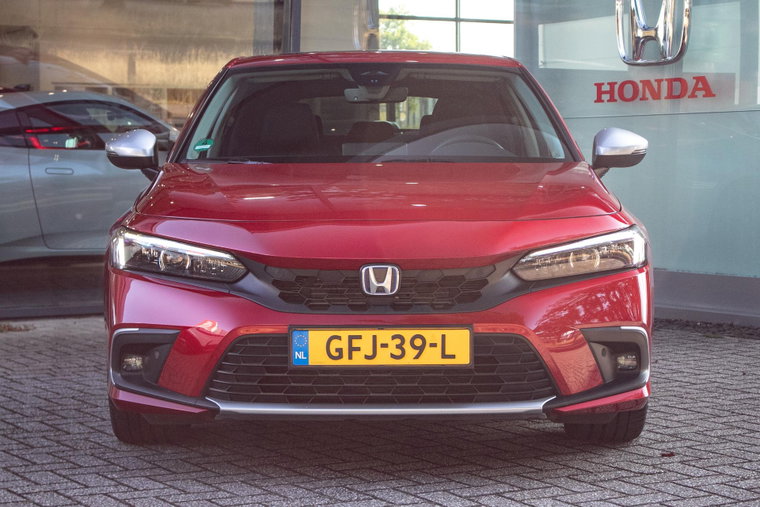 Vehicle Image 14