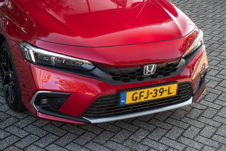 Vehicle Image 35