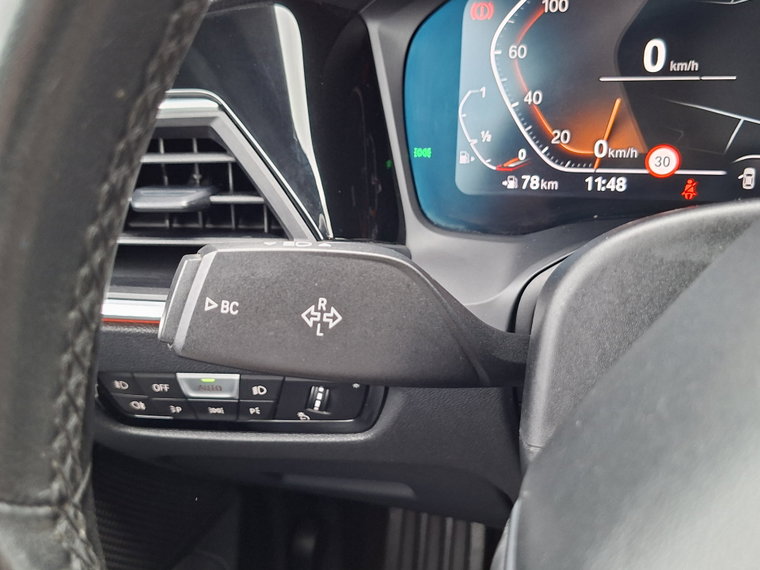Vehicle Image 29