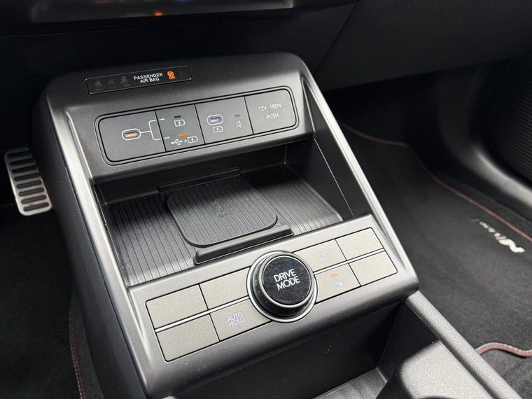 Vehicle Image 41