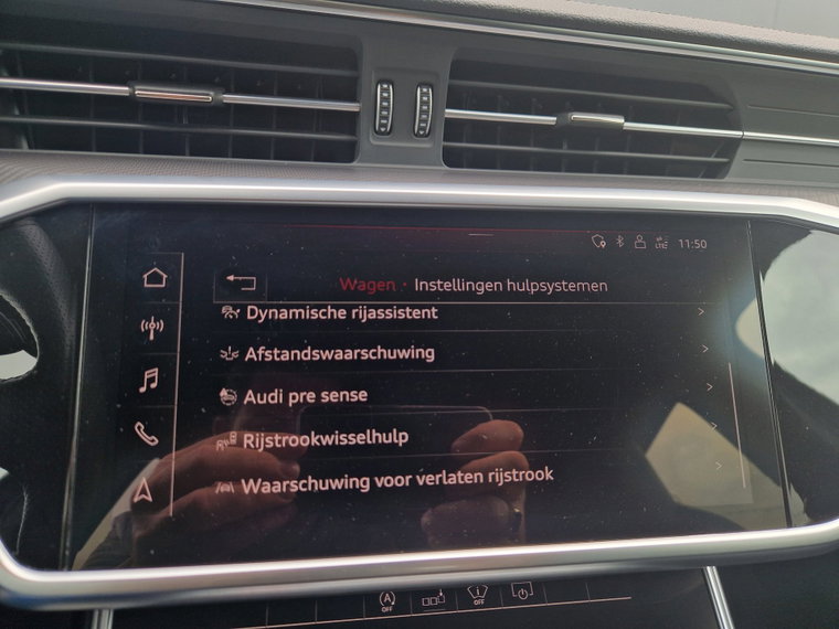 Vehicle Image 35