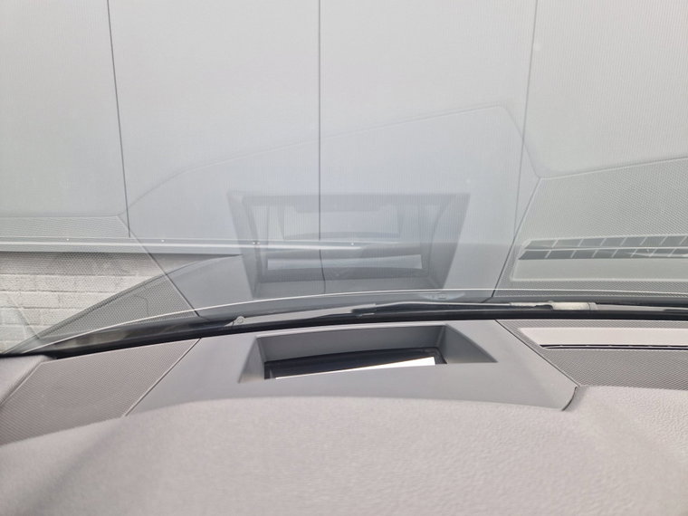 Vehicle Image 40