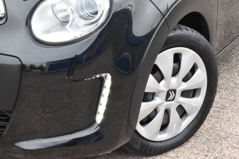 Vehicle Image 10