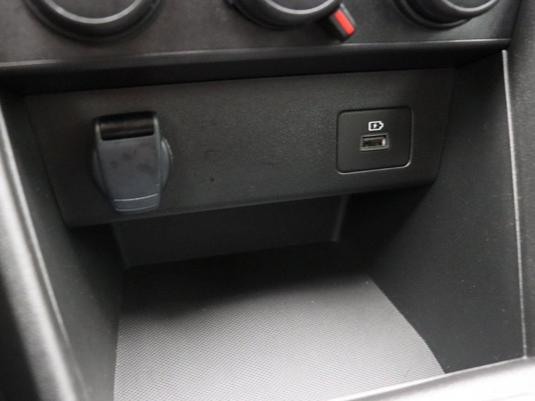 Vehicle Image 26