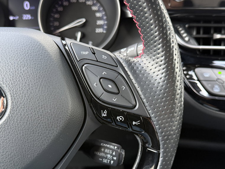 Vehicle Image 19